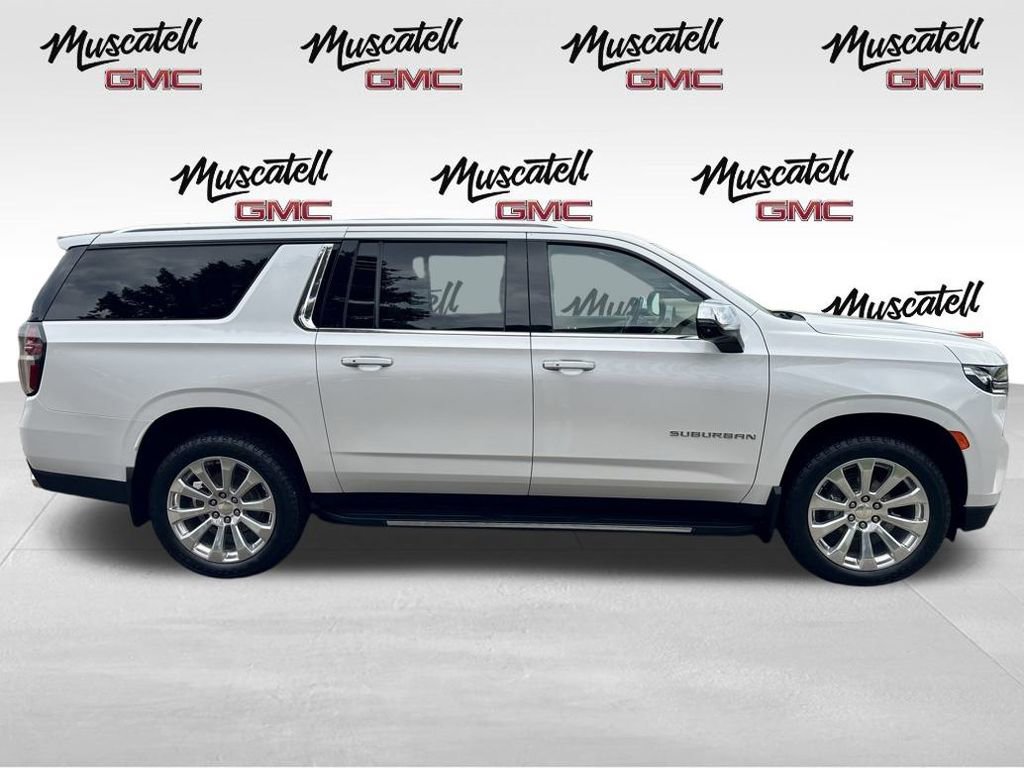 2021 Chevrolet Suburban Premier photo 4