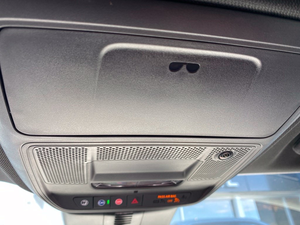 2027 GMC Acadia Elevation - Photo 21