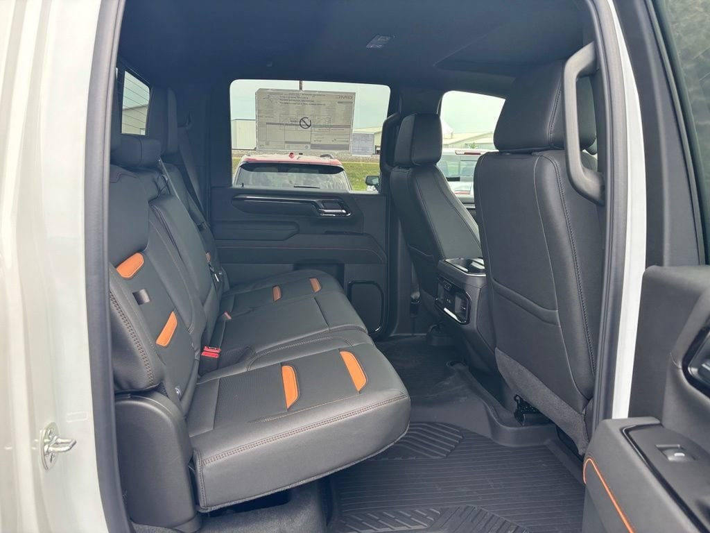 2026 GMC Sierra 3500HD AT4 - Photo 28