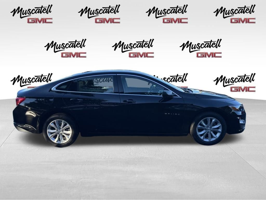 2025 Chevrolet Malibu 1LT photo 4