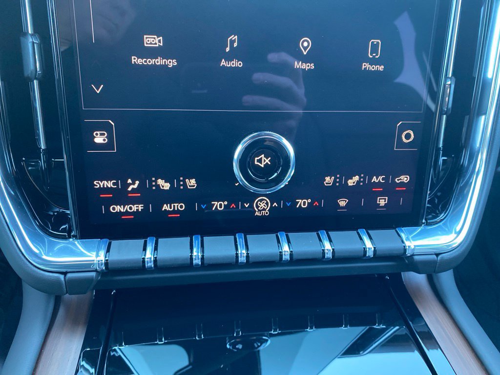 2026 GMC Yukon XL Denali - Photo 20