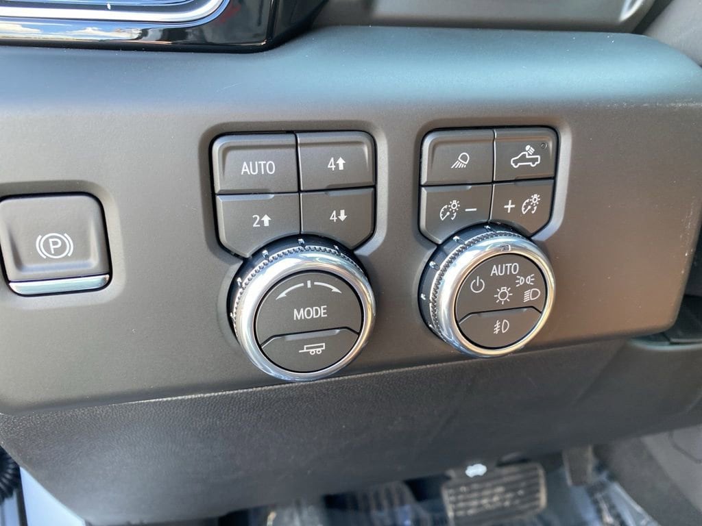 2026 GMC Sierra 1500 Denali Ultimate - Photo 12