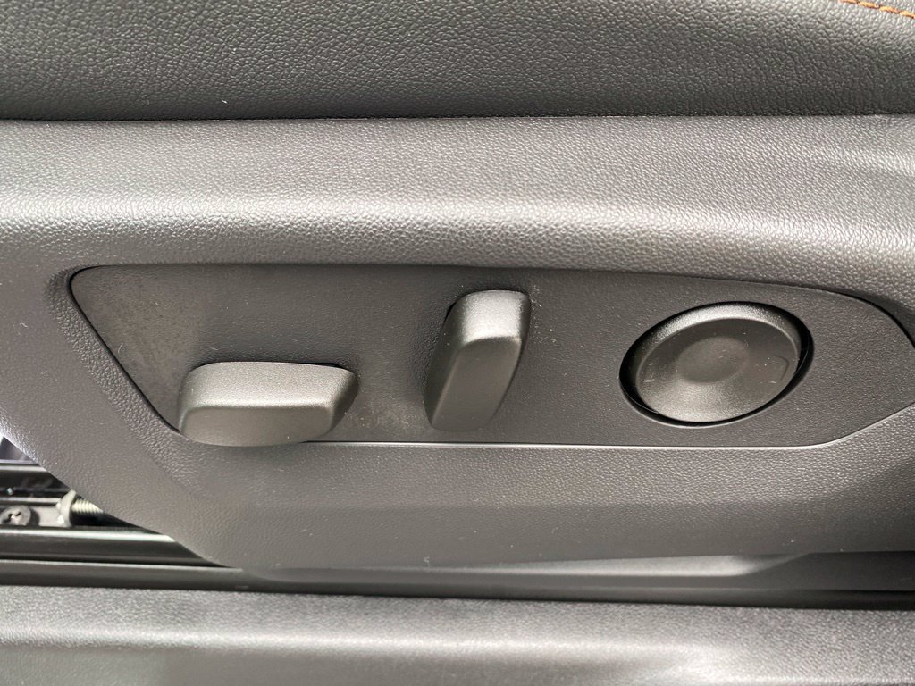 2026 GMC Sierra 1500 AT4 - Photo 11