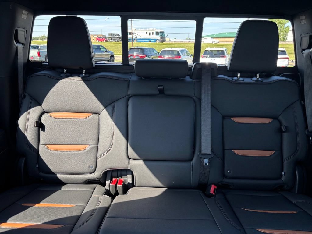 2026 GMC Sierra 3500HD AT4 - Photo 24
