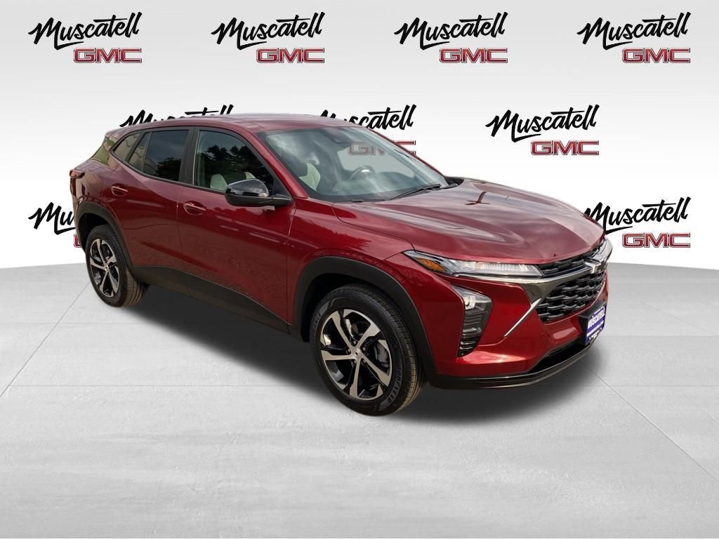 2024 Chevrolet Trax photo 3