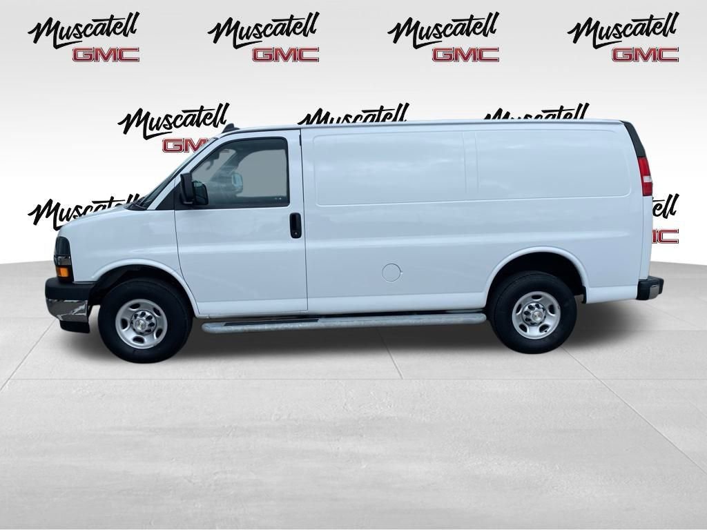 2023 Chevrolet Express Cargo 2500 Van photo 3