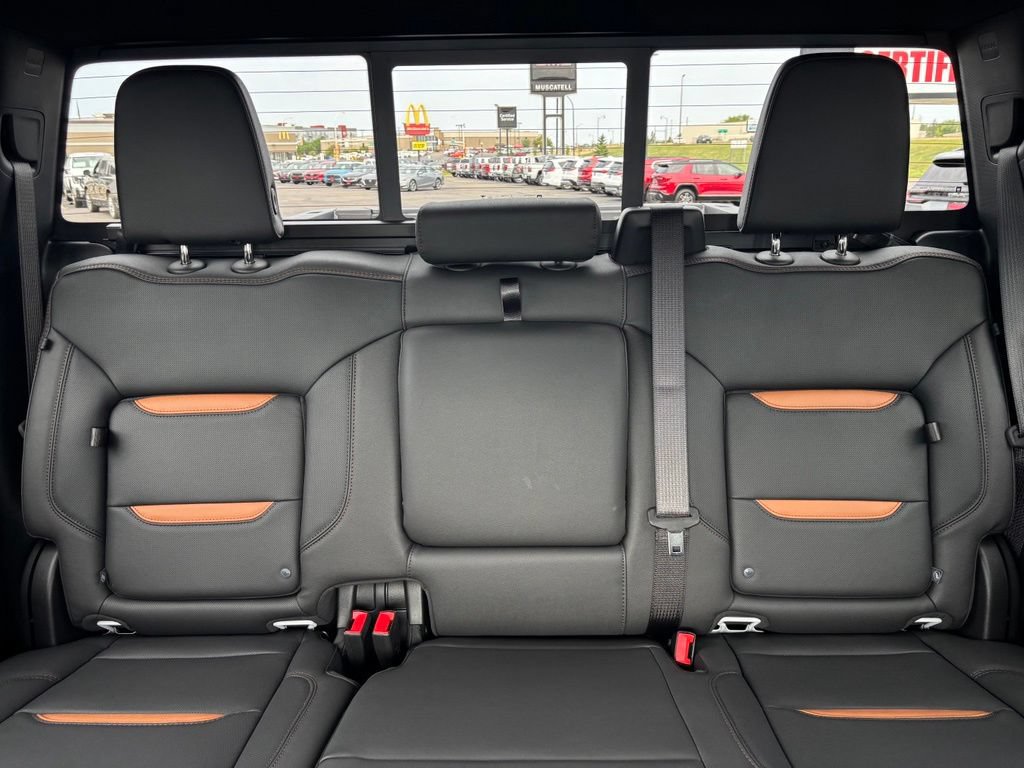 2026 GMC Sierra 3500HD AT4 - Photo 25