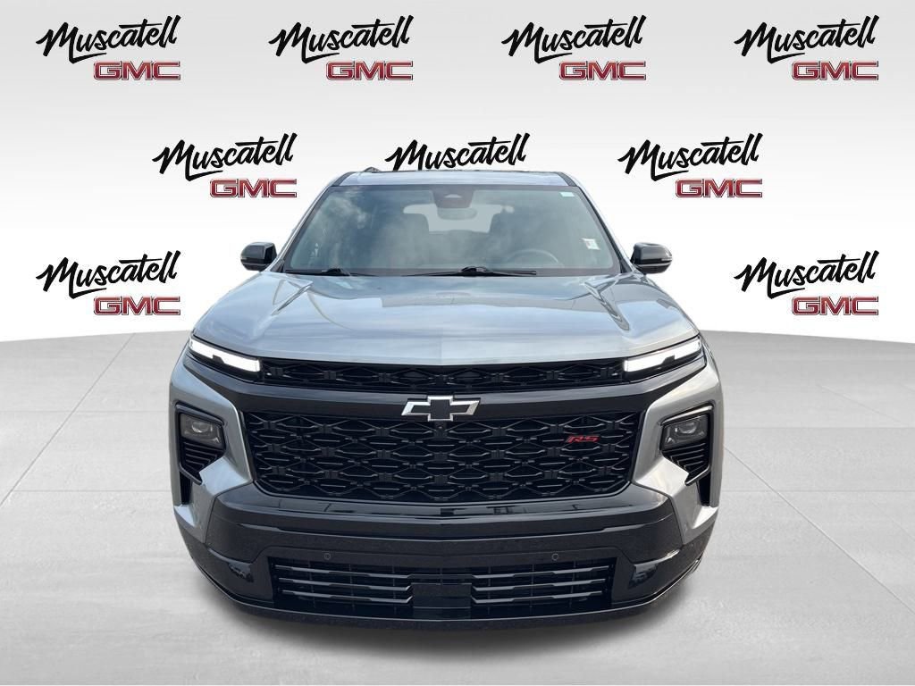 2024 Chevrolet Traverse RS photo 2
