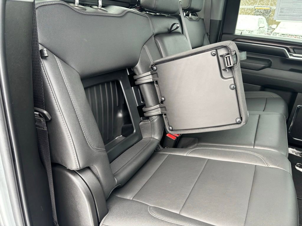 2024 GMC Sierra 2500HD SLT - Photo 30