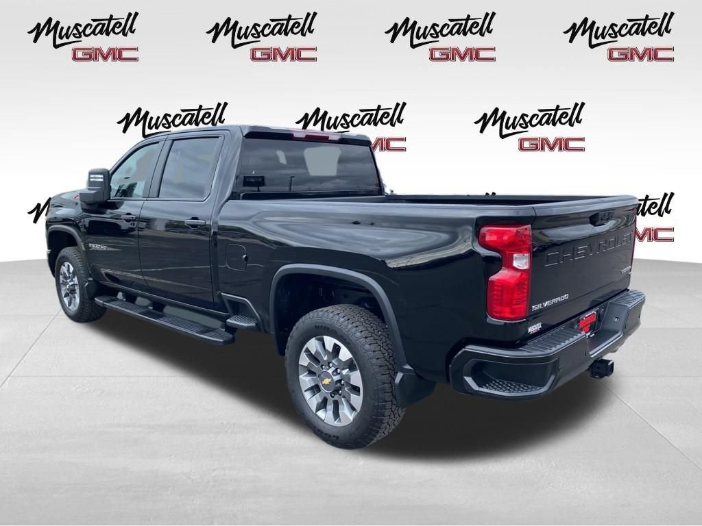Used 2024 Chevrolet Silverado 2500 HD Custom Truck