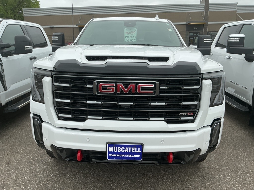 Used 2024 GMC Sierra 2500HD AT4 with VIN 1GT19PEY1RF240184 for sale in Moorhead, Minnesota