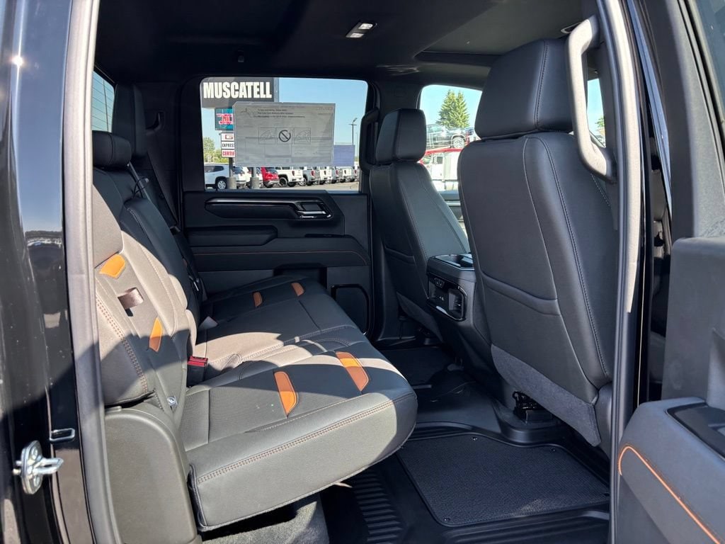 2026 GMC Sierra 3500HD AT4 - Photo 27