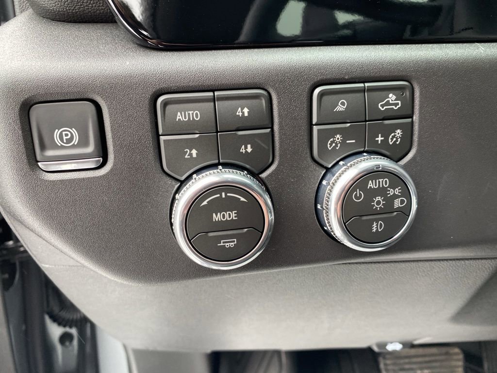 2026 GMC Sierra 1500 SLT - Photo 14