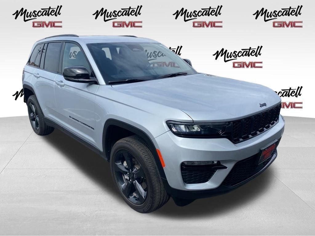 Used 2024 Jeep Grand Cherokee Limited with VIN 1C4RJHBG4R8608129 for sale in Detroit Lakes, Minnesota