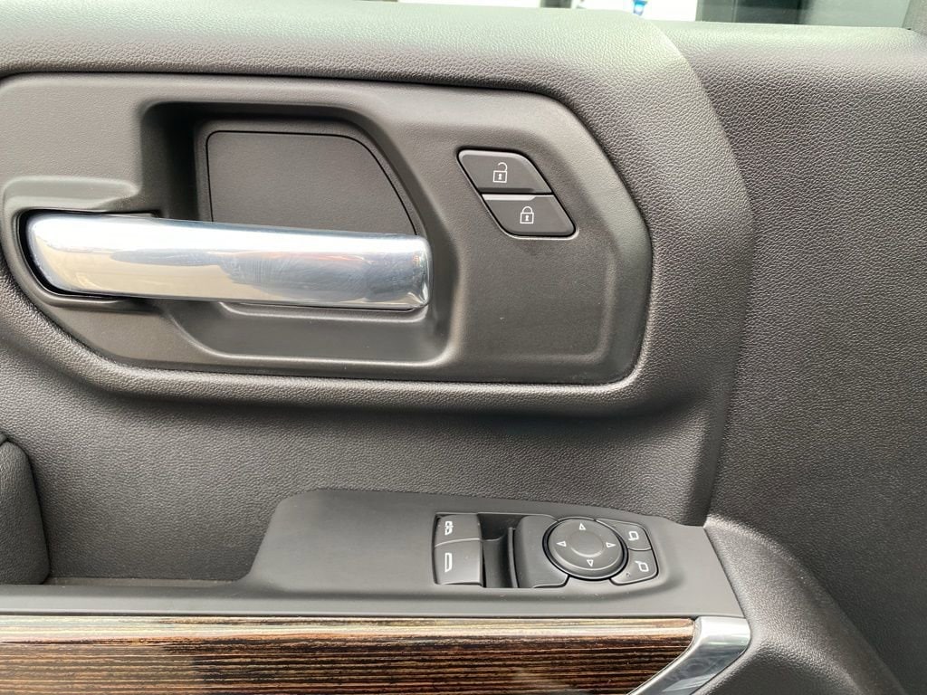 2026 GMC Sierra 3500HD SLE - Photo 11
