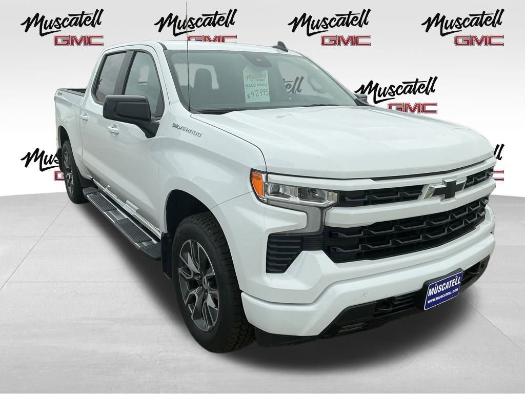 2024 Chevrolet Silverado 1500 RST photo 2