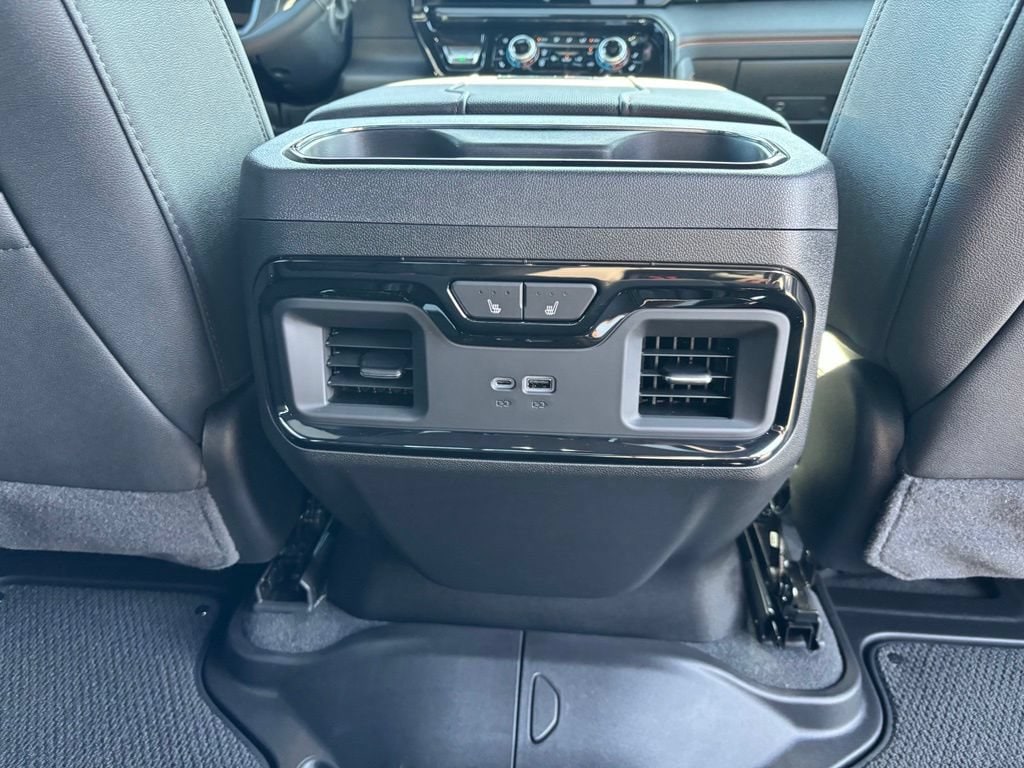 2026 GMC Sierra 3500HD AT4 - Photo 28