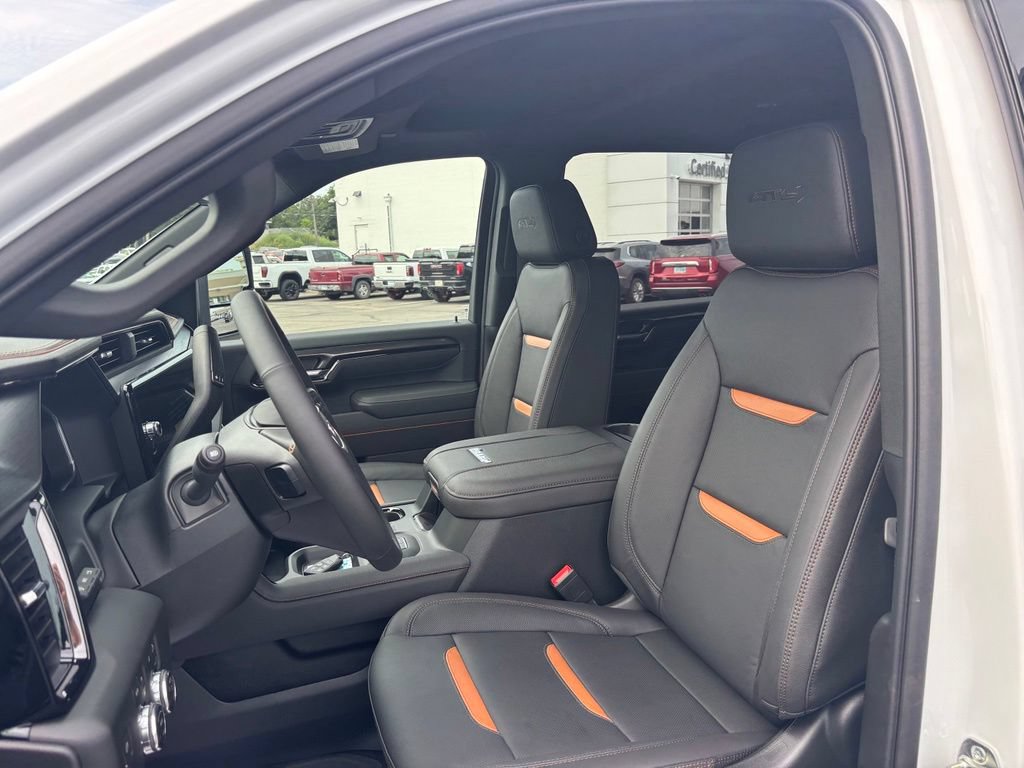 2026 GMC Sierra 3500HD AT4 - Photo 13