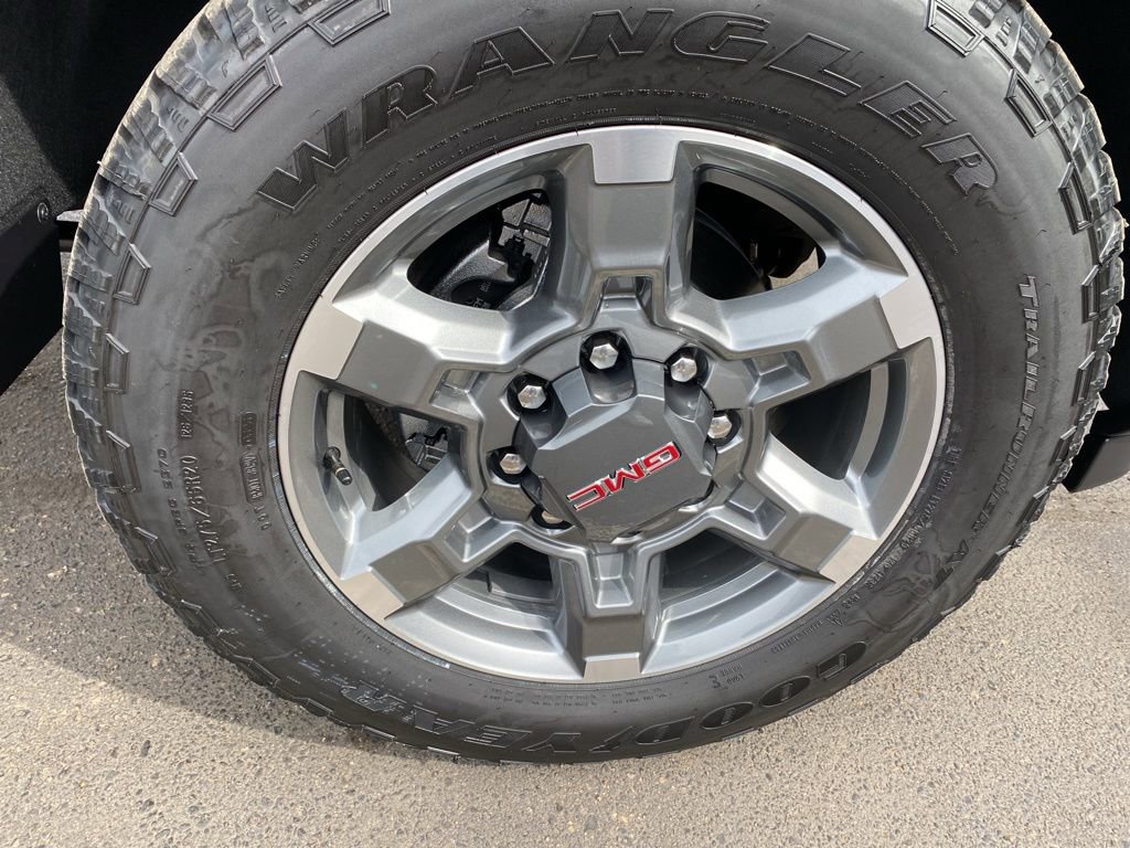 2026 GMC Sierra 3500HD SLE - Photo 9