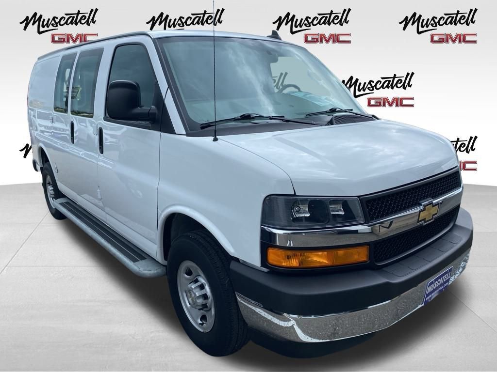 2023 Chevrolet Express Cargo 2500 Van photo 2