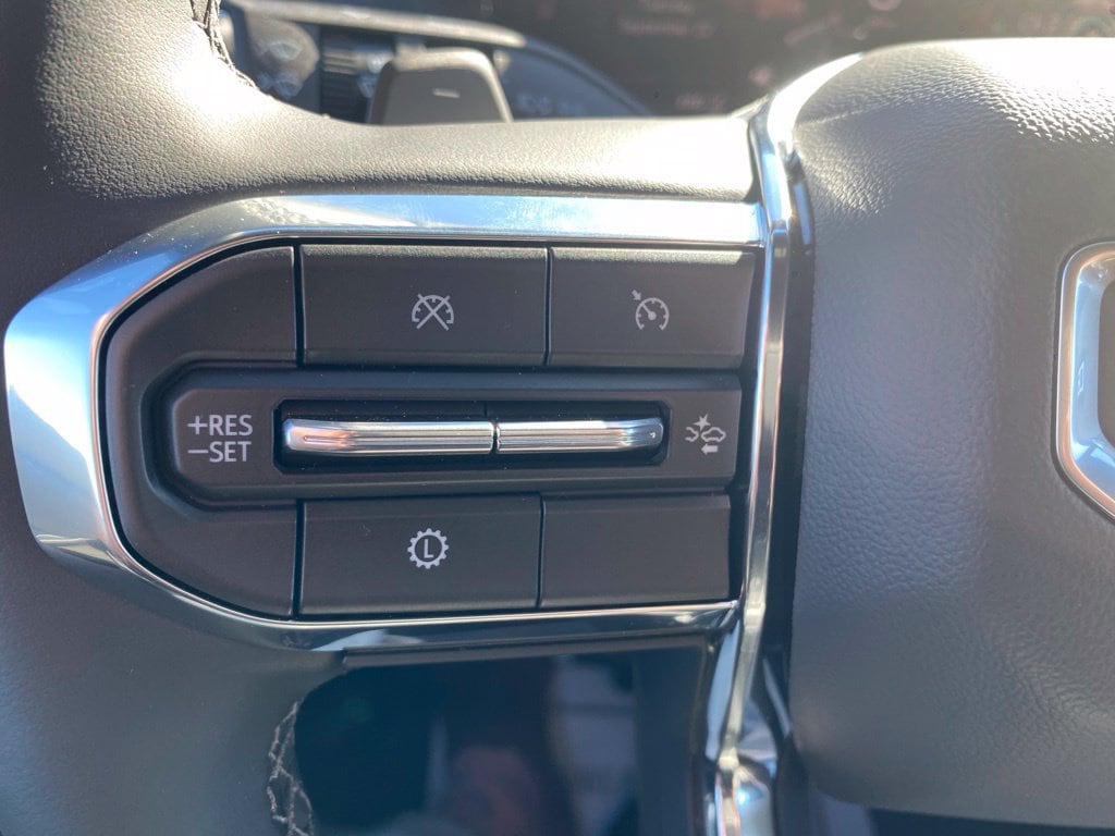 2026 GMC Yukon XL Denali - Photo 17