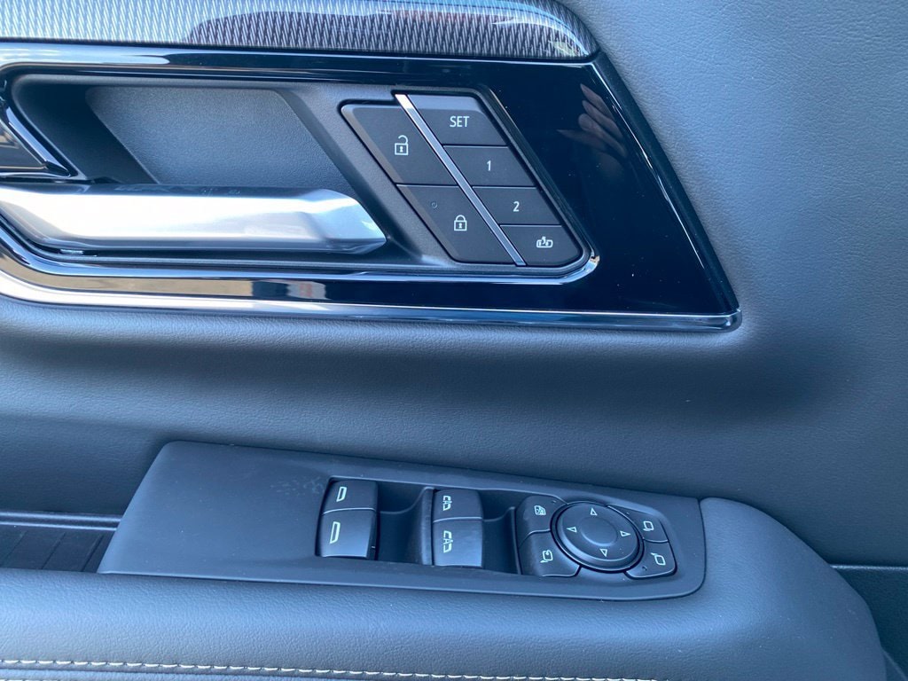 2026 GMC Yukon Elevation - Photo 13