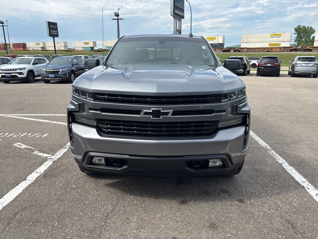 Used 2021 Chevrolet Silverado 1500 RST with VIN 1GCUYEED0MZ358574 for sale in Moorhead, Minnesota
