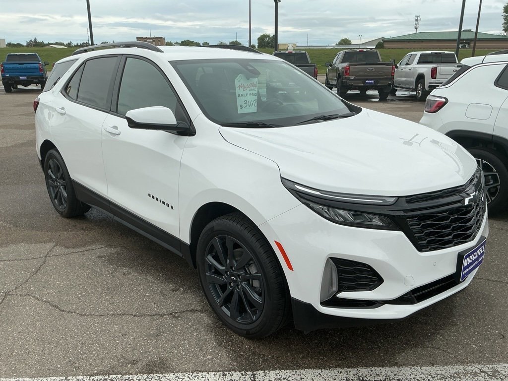 2024 Chevrolet Equinox RS photo 3