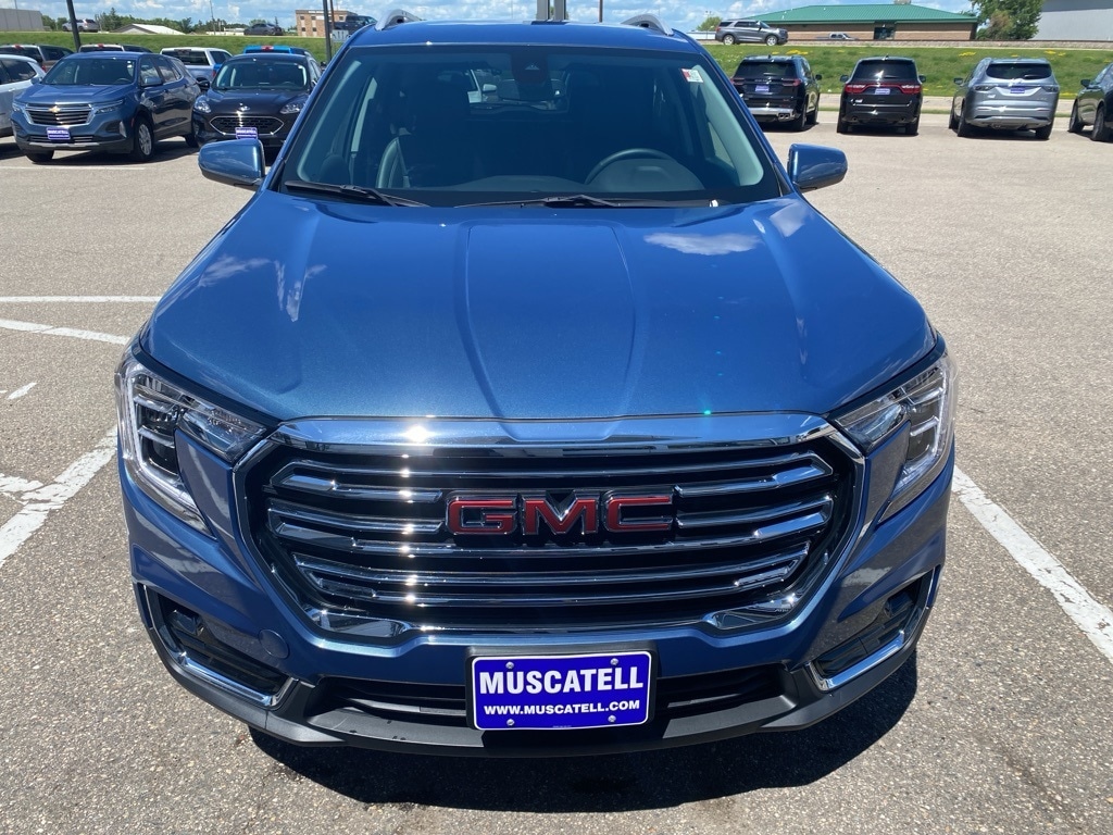 Used 2024 GMC Terrain SLT with VIN 3GKALVEG0RL322169 for sale in Moorhead, Minnesota