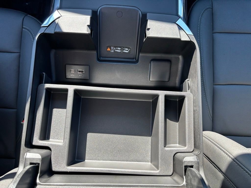 2026 GMC Sierra 3500HD SLT - Photo 21