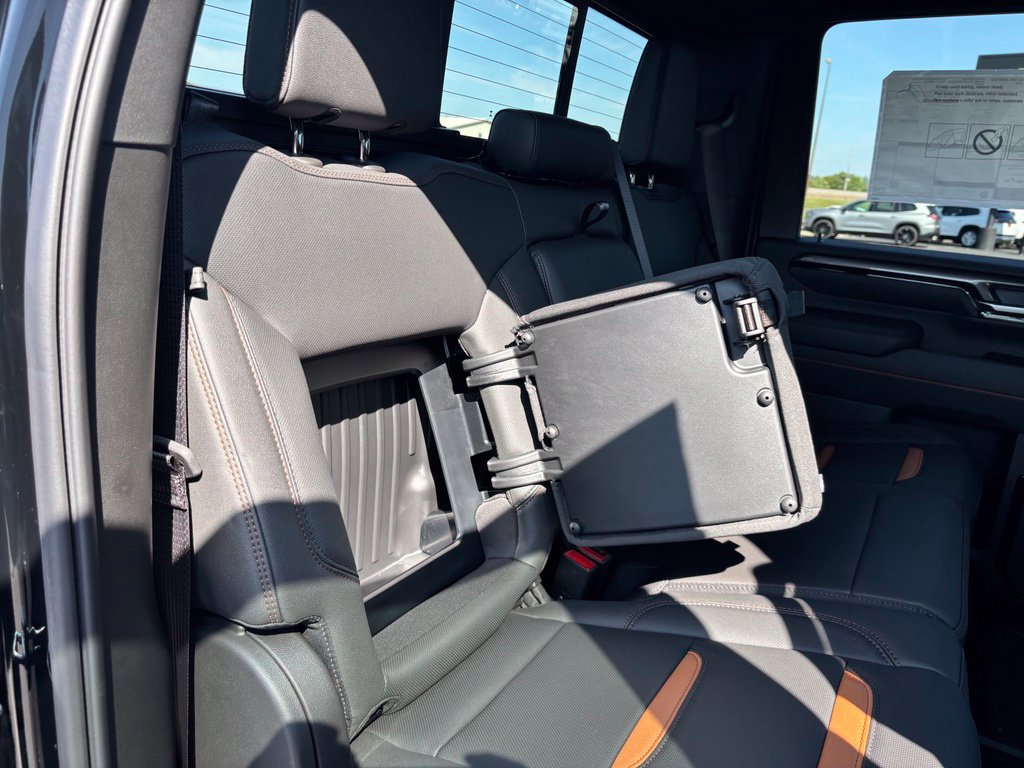 2026 GMC Sierra 3500HD AT4 - Photo 29