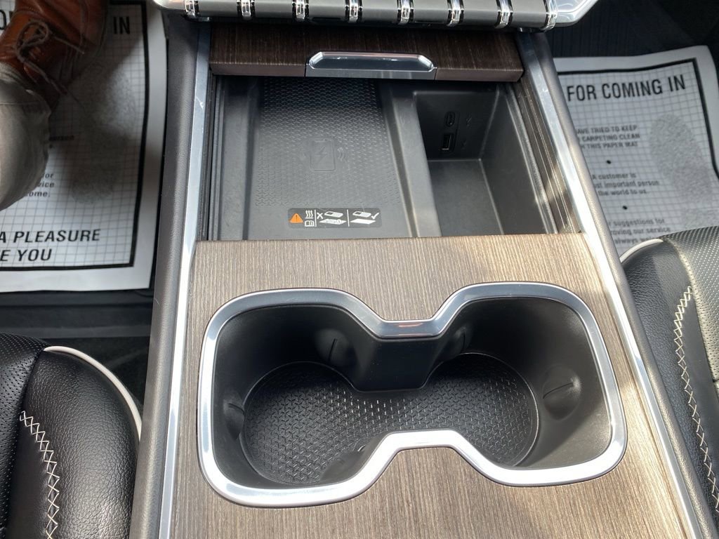 2025 GMC Acadia Denali - Photo 21