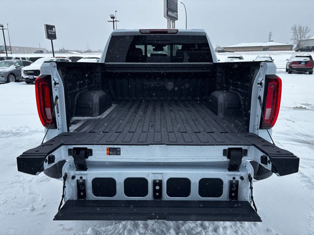 2026 GMC Sierra 1500 SLT - Photo 30