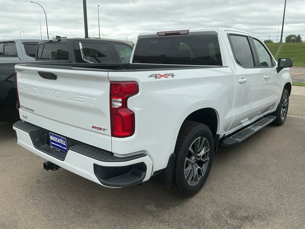 2024 Chevrolet Silverado 1500 RST photo 4