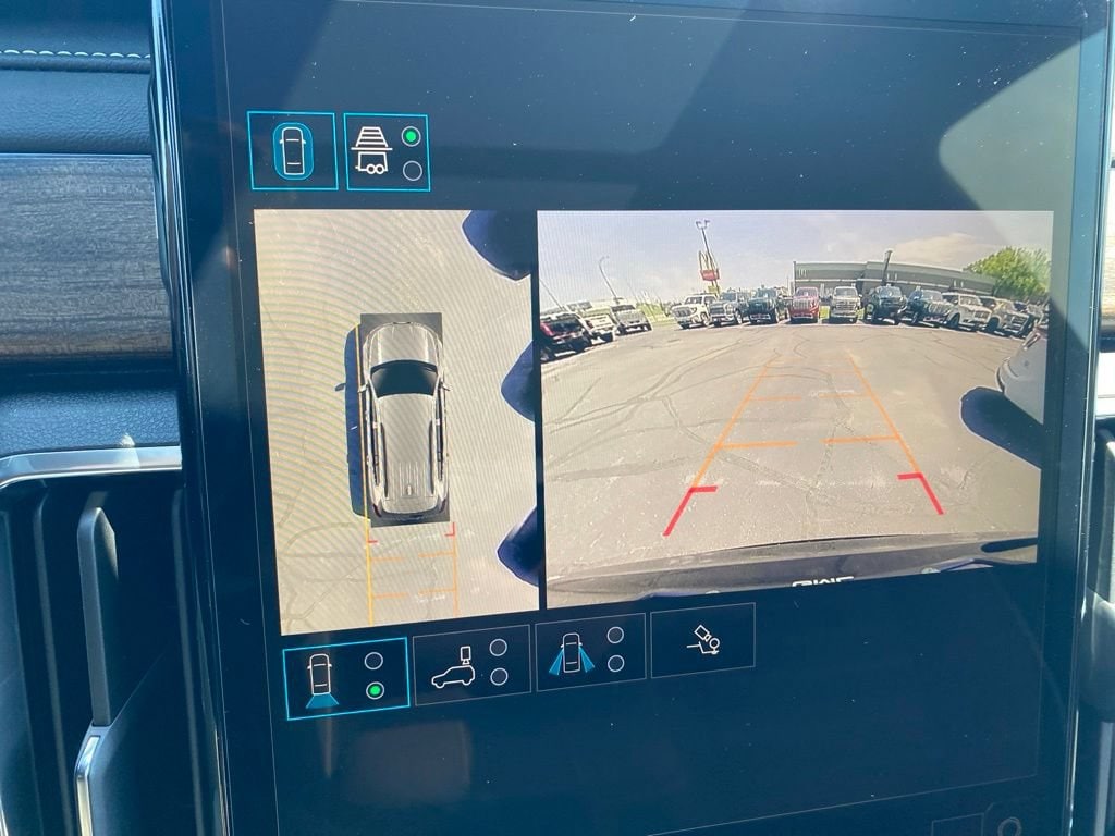 2026 GMC Acadia Denali Ultimate - Photo 21