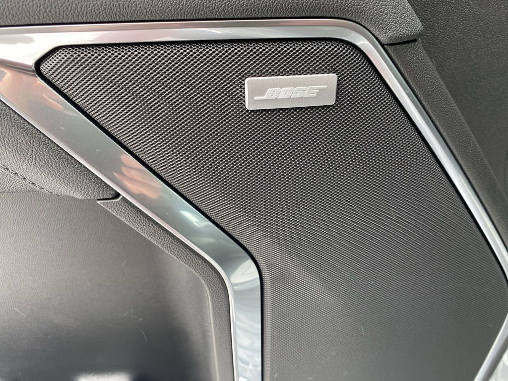 2026 GMC Sierra 1500 SLT - Photo 13
