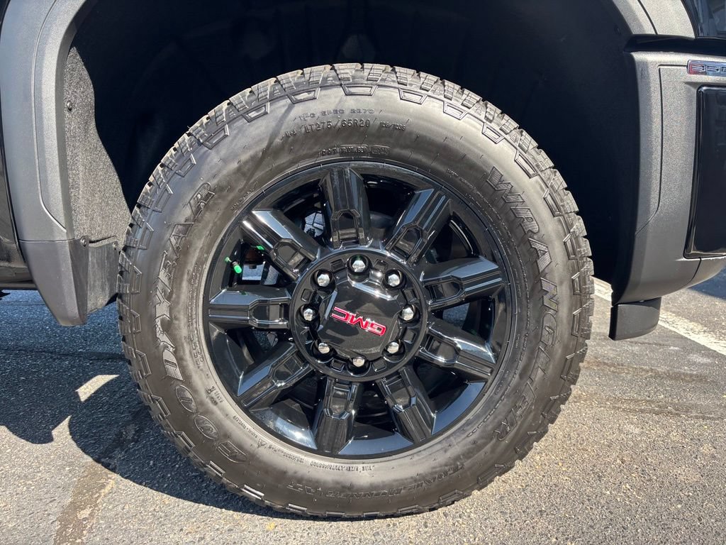 2026 GMC Sierra 3500HD AT4 - Photo 32