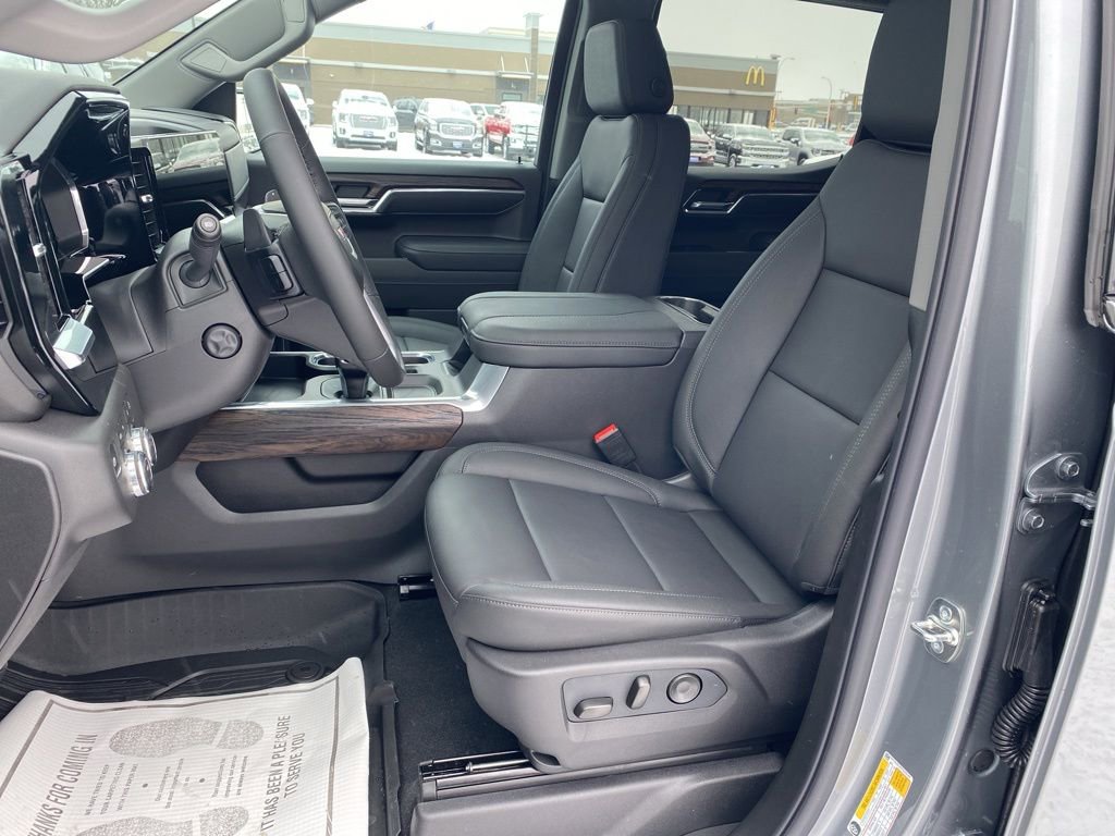 2026 GMC Sierra 1500 SLT - Photo 10