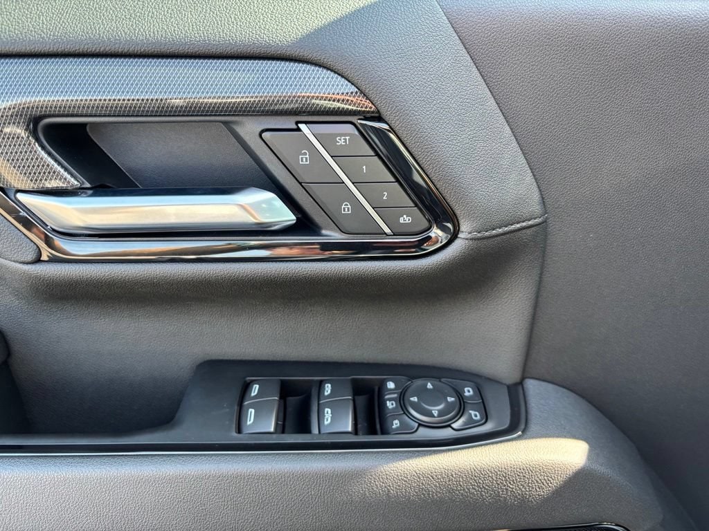 2026 GMC Sierra 3500HD AT4 - Photo 10