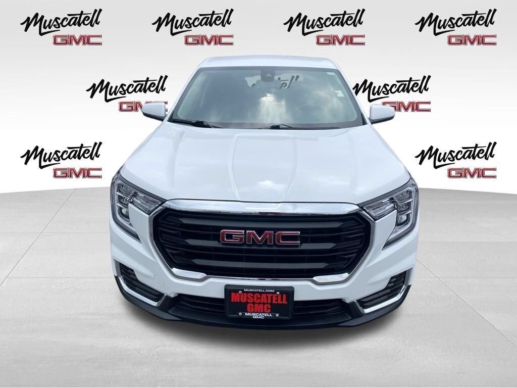 Used 2024 GMC Terrain SLE SUV