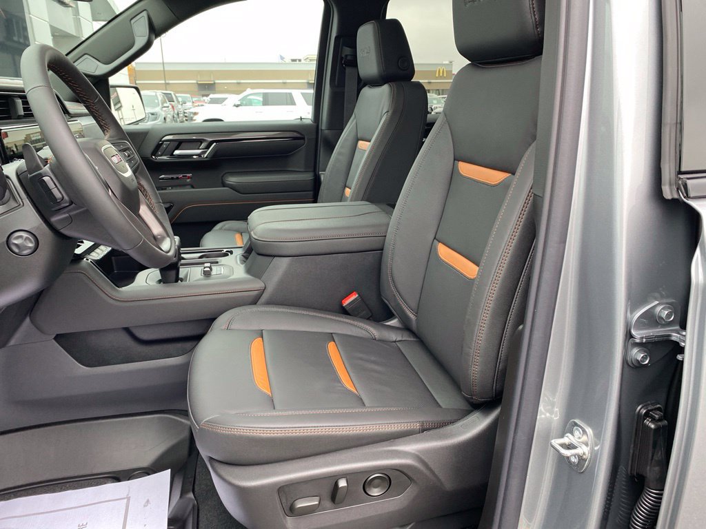 2026 GMC Sierra 1500 AT4 - Photo 10