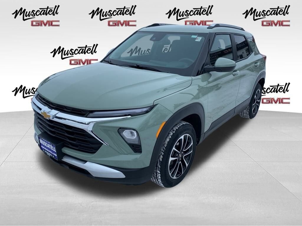 Used 2025 Chevrolet Trailblazer LT SUV
