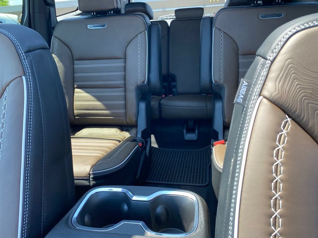 2026 GMC Acadia Denali Ultimate - Photo 22