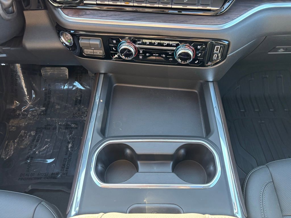 2026 GMC Sierra 3500HD SLT - Photo 20