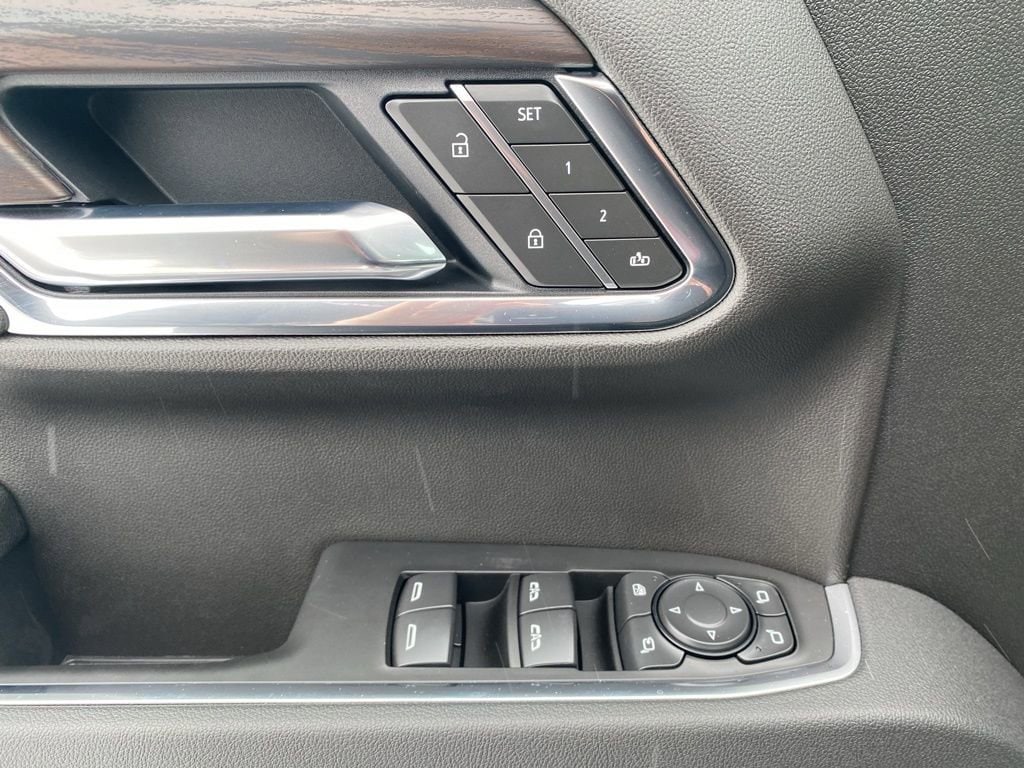 2026 GMC Sierra 1500 SLT - Photo 12