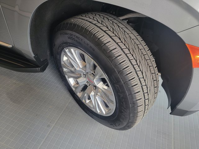 Used 2024 GMC Yukon XL Denali with VIN 1GKS2JKL7RR317965 for sale in Moorhead, Minnesota
