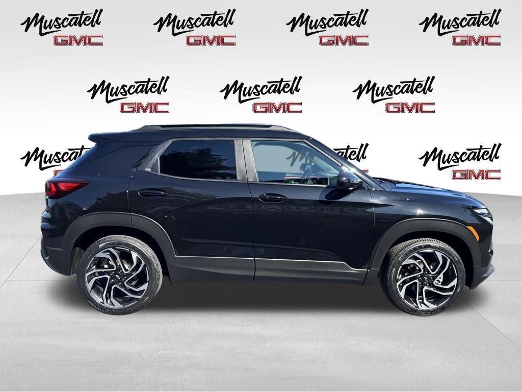 2024 Chevrolet Trailblazer RS photo 2