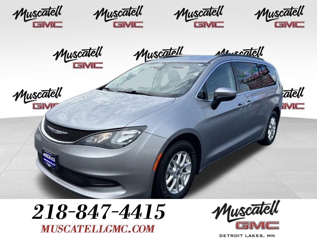 2021 Chrysler Voyager's photo