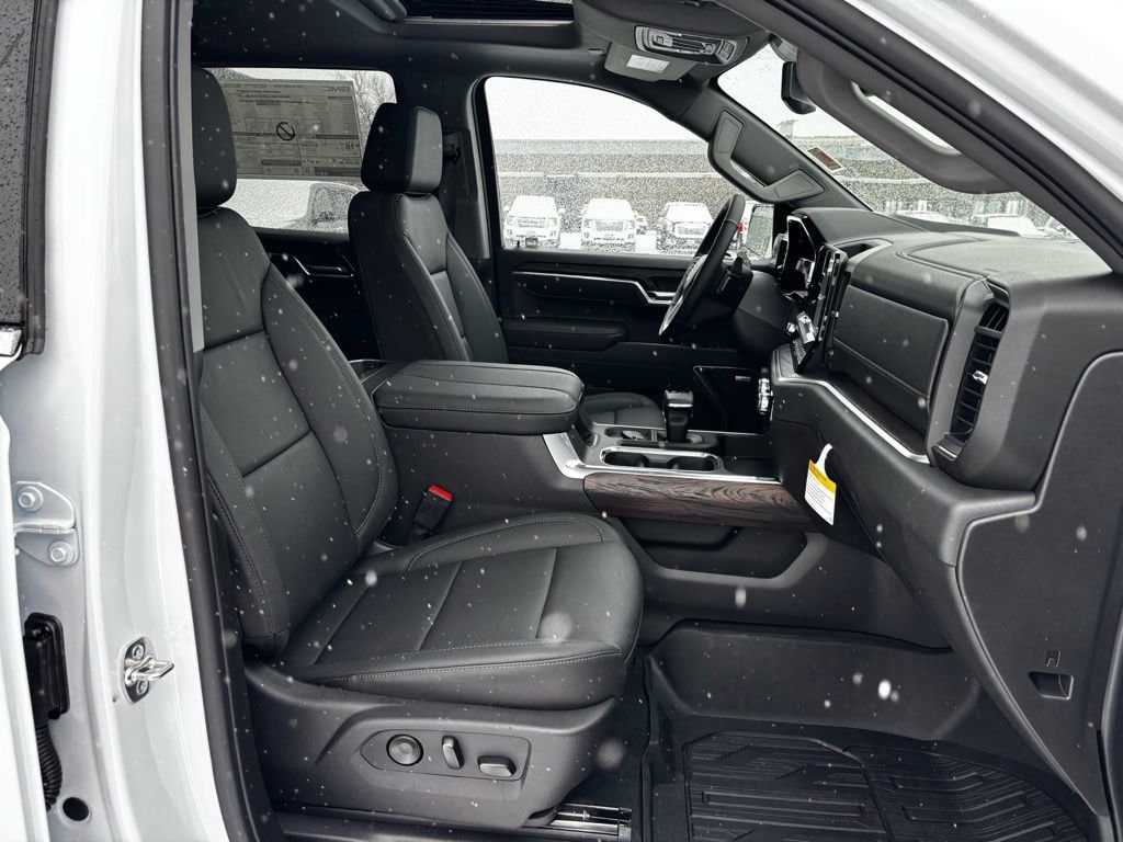 2026 GMC Sierra 1500 SLT - Photo 12