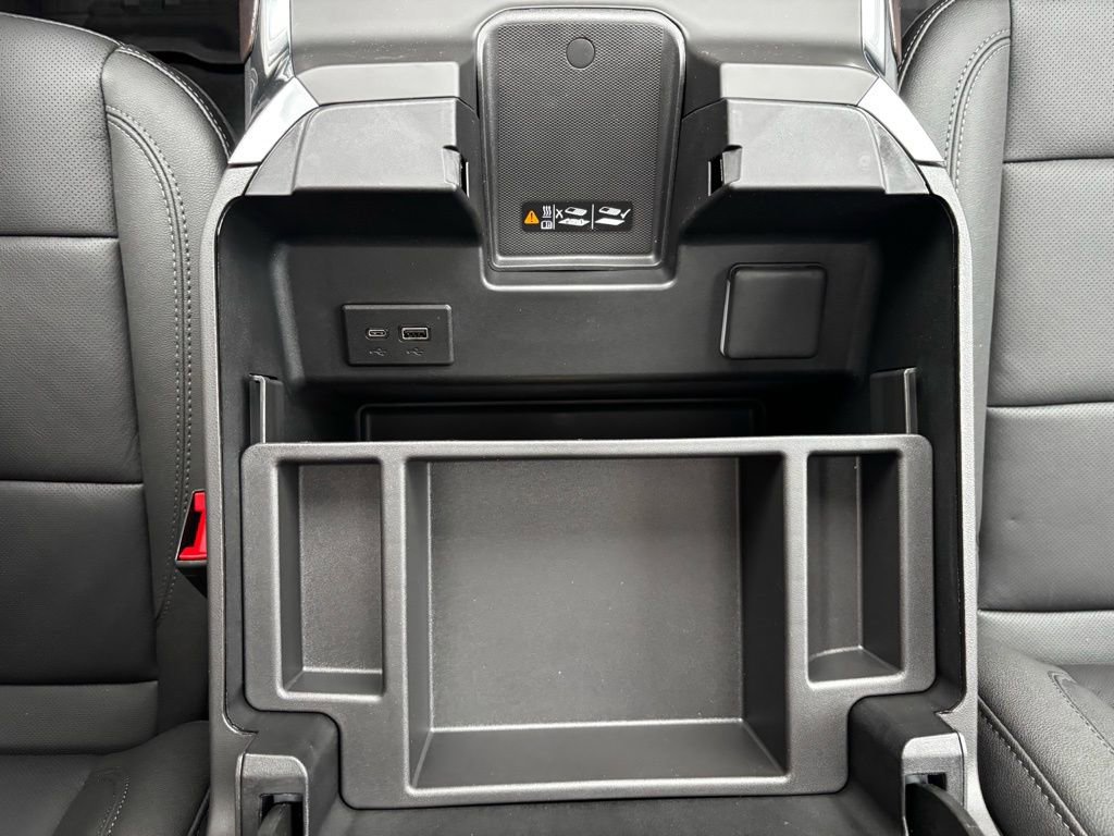 2026 GMC Sierra 1500 SLT - Photo 19